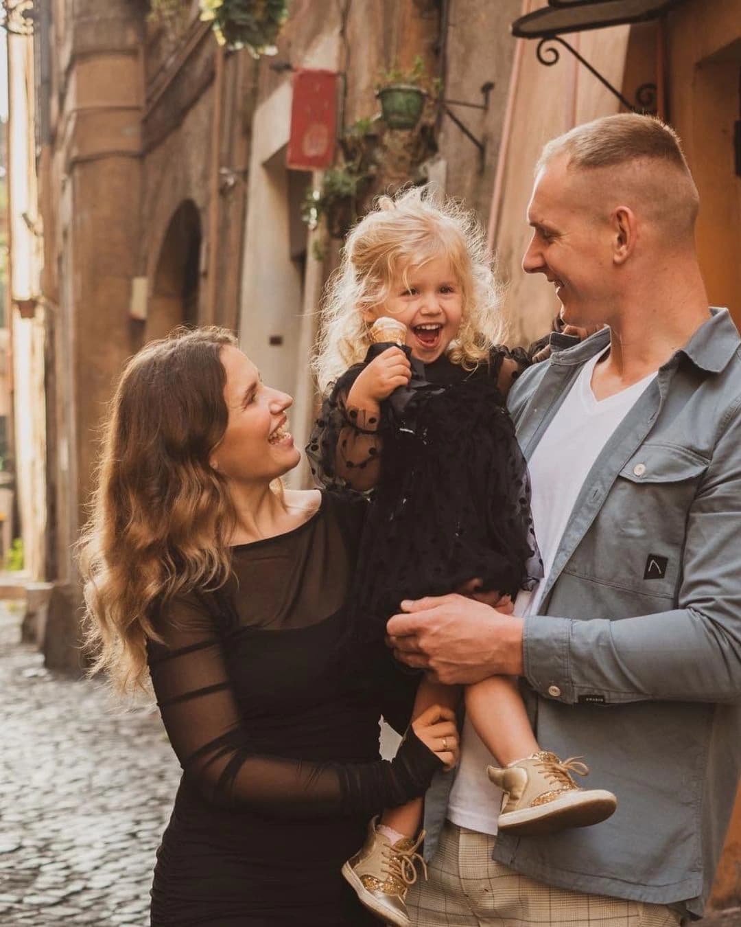 Family Moments photoshoot in Italy