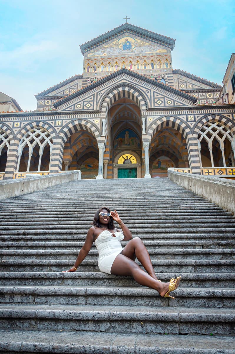 Solo Traveler photoshoot in Italy