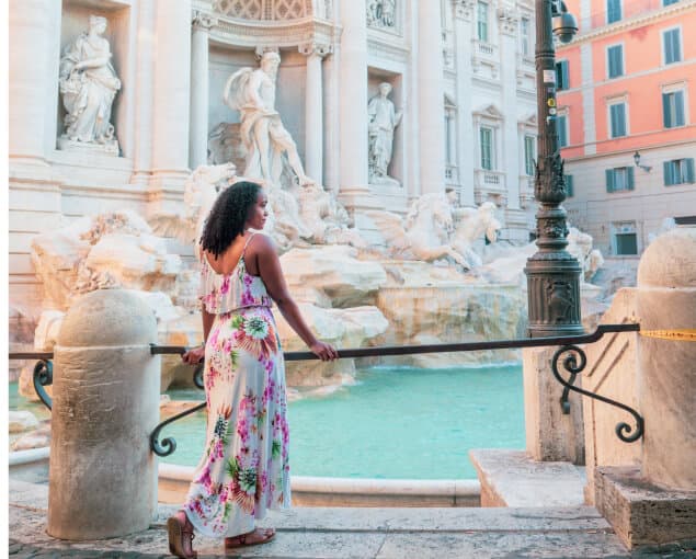 Solo Traveler photoshoot in Italy
